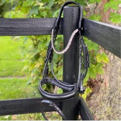  Trense med tilbagetrk fra ByWeber "Andrea" Sort/sort med krystaller