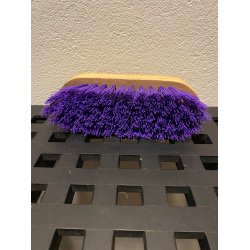 Strigle med hrde brster med tr hndtag 