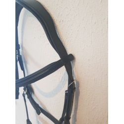 Trense i lder med anatomisk nakkestykke fra Campus 