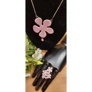 Smykkest PILGRIM , halskde og ring i rosa 