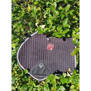 LeMieux Springunderlag sueded med 2 pipe 