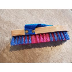 Rygbrste fra Ekkia med magnet rem