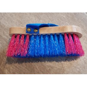 Rygbrste fra Ekkia med magnet rem