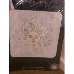 1 stk Stort strygemrker med nitter til tj m m flere forskellige motiver