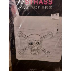 1 stk Stort strygemrker med nitter til tj m m flere forskellige motiver