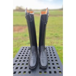 Ridestvler i lder fra HKM str. 36 og 42 