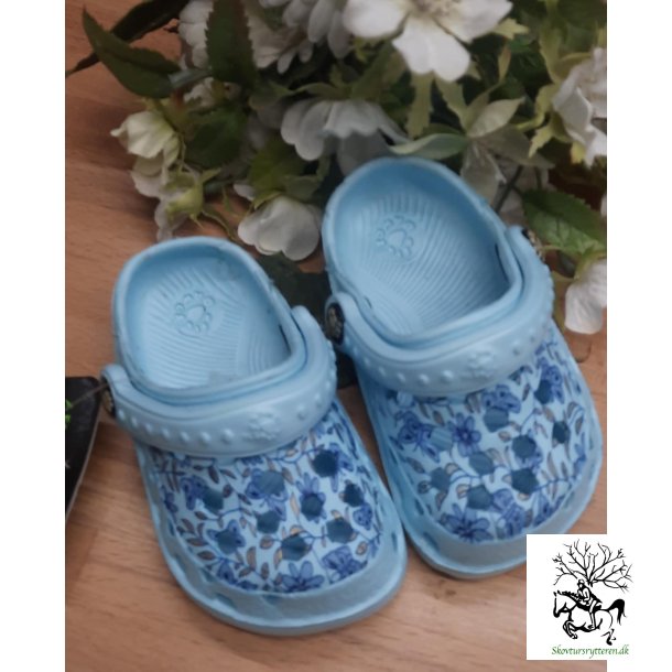 Clogs til sm Brn/baby med blomster  "Dawgs" lysebl str. 18-23