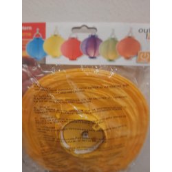 Lanterner til inde og udebrug i bl eller gul.