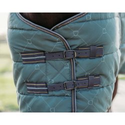 Stalddkken 200 g fra QHP "Saddlery" i flere farver 