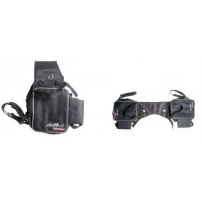 Sadeltaske fra Karlslund i sort imiteret lder