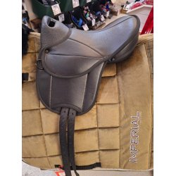 Begynder sadel fra HKM 12"