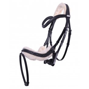 Trense med buet nserem og falsk lam 