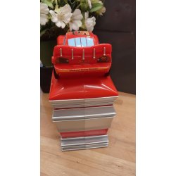 Disney cars spare bil og ur i et 