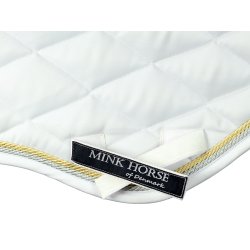 Underlag med memory-skum samt ventilation fra Mink Horse "MmAir" i hvid 