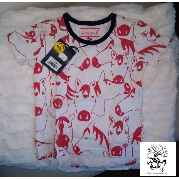 Ride T-Shirt med hestehoveder og hvid med rde heste str. 104/2-4 r