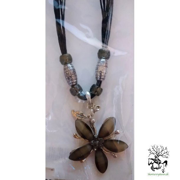 Halskde med blomst fra Fashion Jewelry Gr