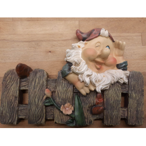 Havenisse til at hnge op p stakit ,havehus m m 