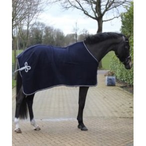 Uld dkken med flot ornament fra QHP i bl str. 135 cm.