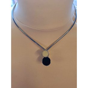 Halskde fra Dansk Smykkekunst Sort og Hvid