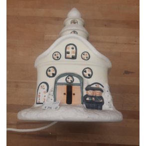 julekirke med lys til el -ca 24 cm