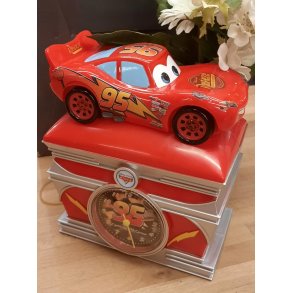 Disney cars spare bil og ur i et 