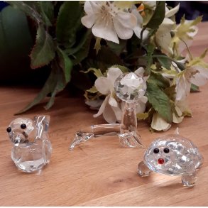 3 stk glasfiguer i flot ske til sttekasse m m 