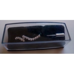 Plastron nl med hvide sten